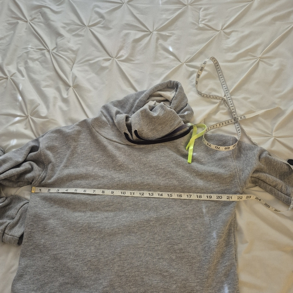 Made in Italy | Jogger Set - Picture 7 of 8